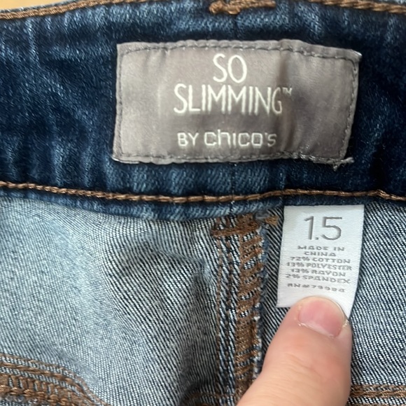 Chicos so slimming jeans size 1.5. 5 pocket - Picture 4 of 5
